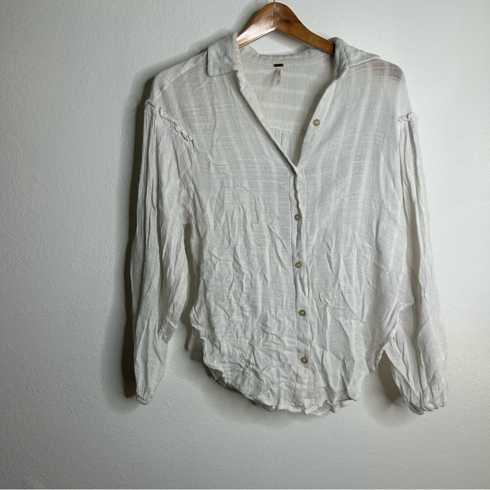 Free People White Loose Lighweight Cotton Rayon Button Down Blouse Size M - Picture 10 of 13